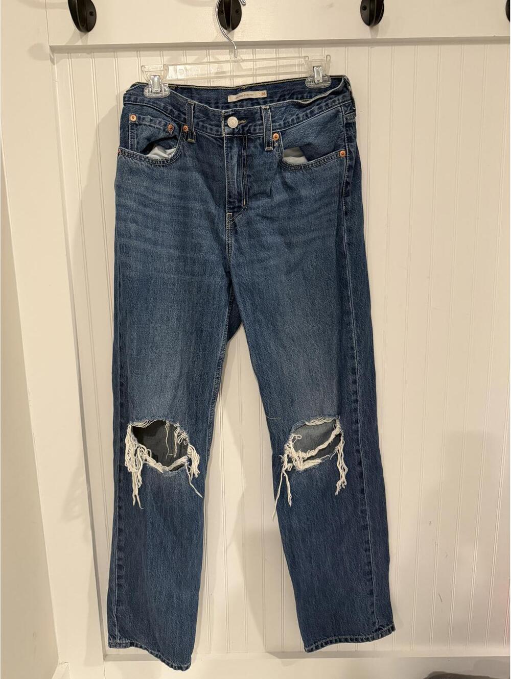 Levis Womens Low Pro Straight Jeans 28